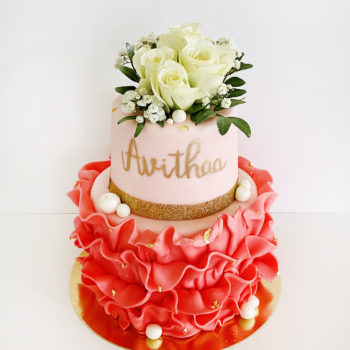 Gateau rose et fleurs